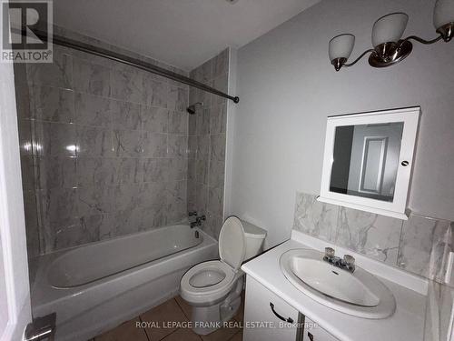 8 - 155 Colborne Street E, Oshawa (O'Neill), ON - Indoor Photo Showing Bathroom
