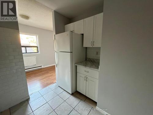 8 - 155 Colborne Street E, Oshawa (O'Neill), ON - Indoor Photo Showing Kitchen