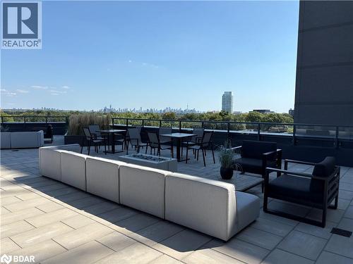 293 Kingsway Unit# 109, Toronto, ON - Outdoor