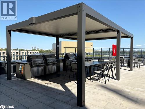 293 Kingsway Unit# 109, Toronto, ON - Outdoor