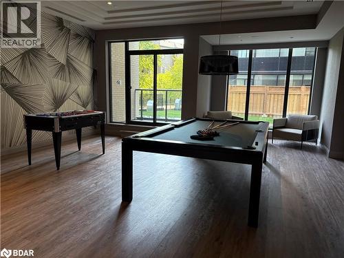 293 Kingsway Unit# 109, Toronto, ON - Indoor Photo Showing Other Room