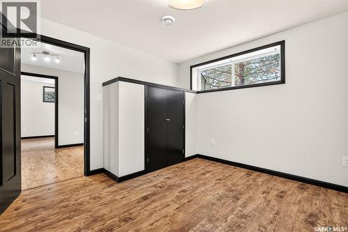 1125 8Th Avenue Nw, Moose Jaw, SK - Indoor Photo Showing Other Room