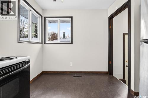 1125 8Th Avenue Nw, Moose Jaw, SK - Indoor Photo Showing Other Room
