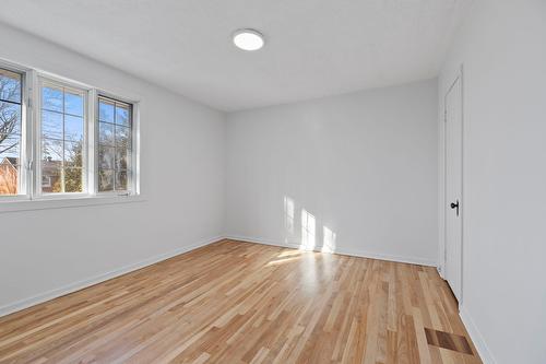 Bedroom - 1220 Rue Beaulieu, Montréal (Saint-Laurent), QC - Indoor Photo Showing Other Room