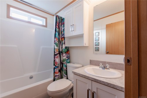 421 Humpback Pl, Ucluelet, BC 