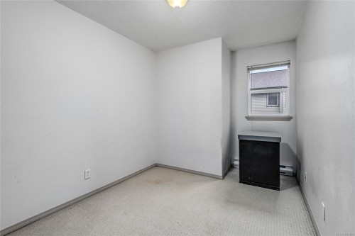 207-1050 Braidwood Rd, Courtenay, BC - Indoor Photo Showing Other Room