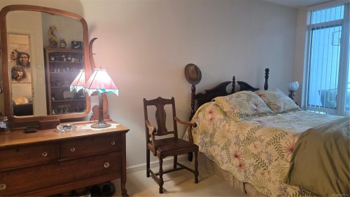 503-38 Front St, Nanaimo, BC - Indoor Photo Showing Bedroom