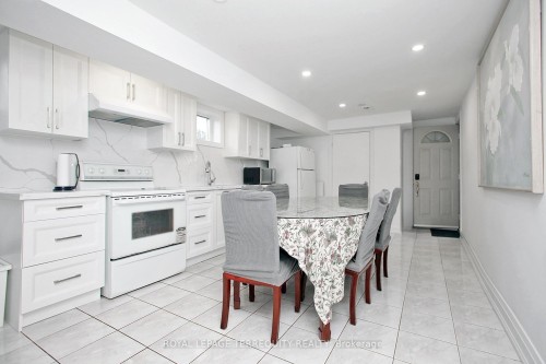 Bsmt-104 Snowhill Crescent, Toronto, ON 