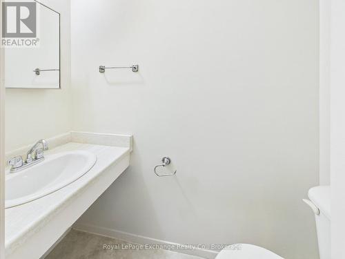 Powder room - 755 Walsh Street, Kincardine, ON - Indoor Photo Showing Bathroom