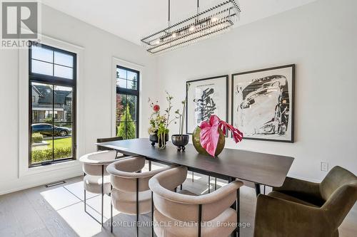 517 Stafford Drive, Oakville, ON - Indoor Photo Showing Dining Room