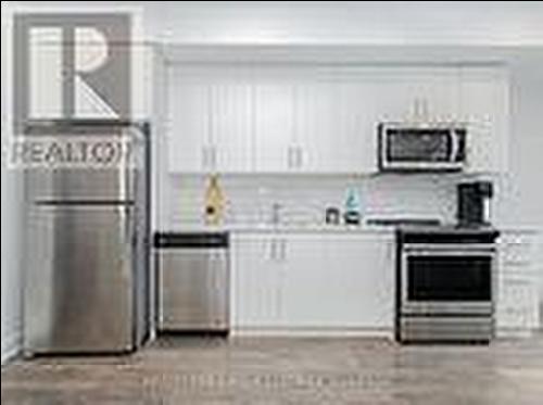 27 - 3476 Widdicombe Way W, Mississauga, ON - Indoor Photo Showing Kitchen