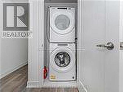 27 - 3476 Widdicombe Way W, Mississauga, ON - Indoor Photo Showing Laundry Room