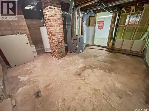 365 3Rd Avenue Ne, Swift Current, SK - Indoor Photo Showing Basement