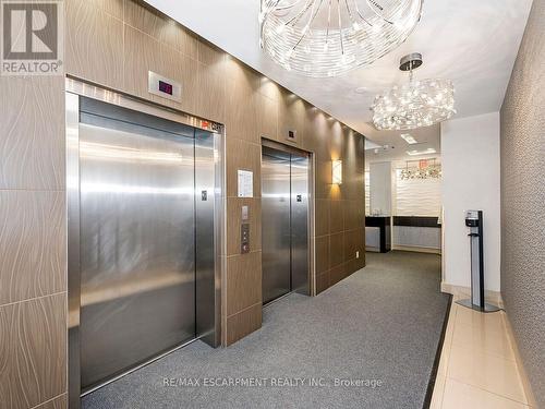 401 - 3865 Lake Shore Boulevard W, Toronto, ON - Indoor Photo Showing Other Room