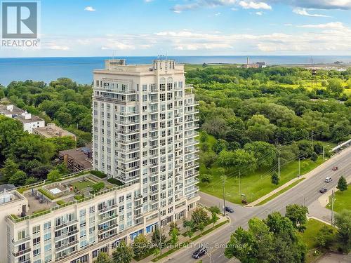 401 - 3865 Lake Shore Boulevard W, Toronto, ON - Outdoor With Body Of Water With View