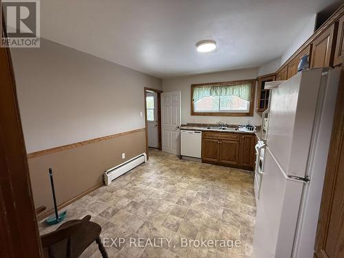 Main Unit - 1023 Eagle Drive, London South, ON - Indoor