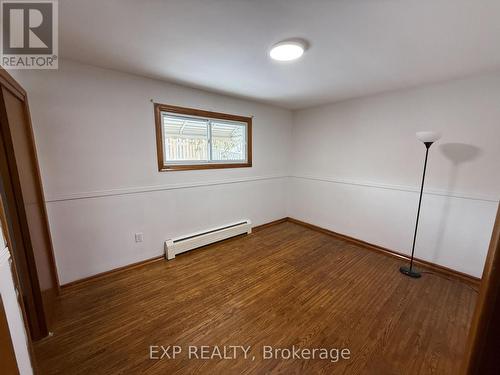 Main Unit - 1023 Eagle Drive, London South, ON - Indoor Photo Showing Other Room