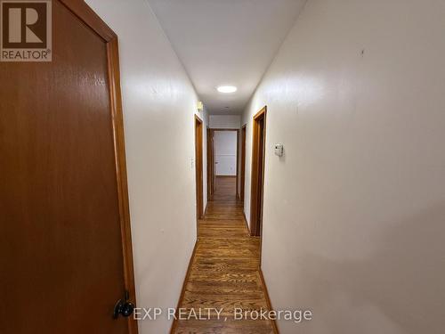 Main Unit - 1023 Eagle Drive, London South, ON - Indoor Photo Showing Other Room