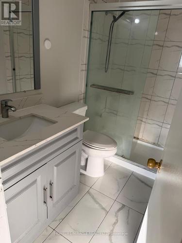 96 Carleton Place, Brampton, ON - Indoor Photo Showing Bathroom