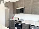 809 - 15 Ellerslie Avenue, Toronto, ON  - Indoor Photo Showing Kitchen 