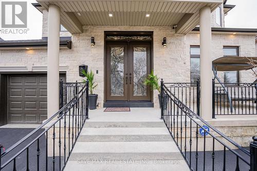 23 Hillcrest Avenue, Brampton, ON - Outdoor With Deck Patio Veranda