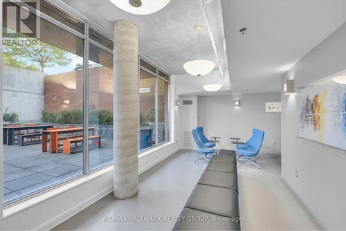 210 - 180 York Street, Ottawa, ON - Indoor