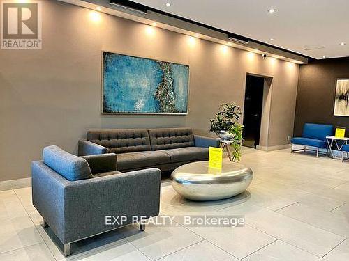 705 - 725 King Street W, Toronto, ON - Indoor