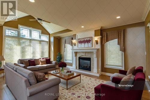 6 Muirfield Trail, Welland (Hwy 406/Welland), ON - Indoor Photo Showing Kitchen