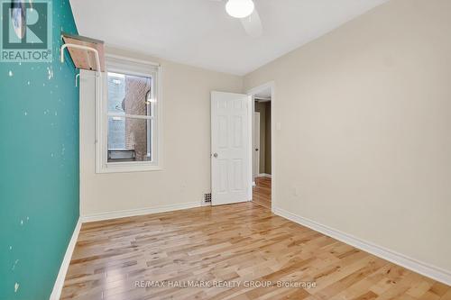 4 Lower Charlotte Street W, Ottawa, ON - Indoor Photo Showing Other Room