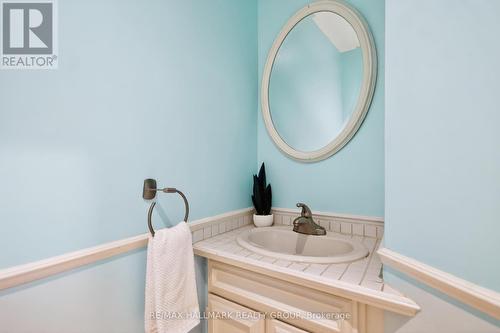 Main Floor Powder Room - 4 Lower Charlotte Street W, Ottawa, ON - Indoor Photo Showing Bathroom