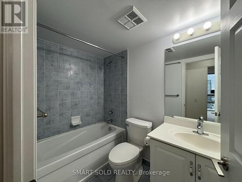2310 - 83 Borough Drive, Toronto, ON - Indoor Photo Showing Bathroom