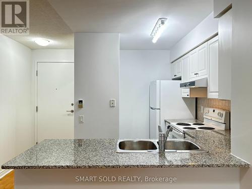 2310 - 83 Borough Drive, Toronto, ON - Indoor Photo Showing Kitchen With Double Sink
