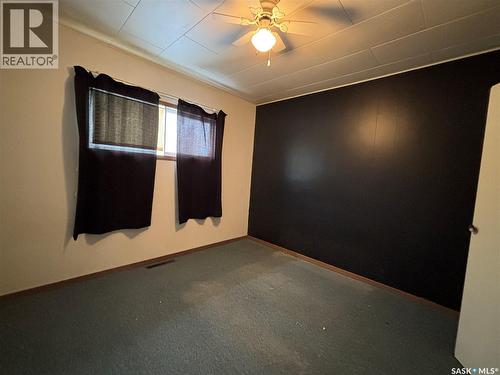 312 Cypress Street, Maple Creek, SK - Indoor Photo Showing Other Room