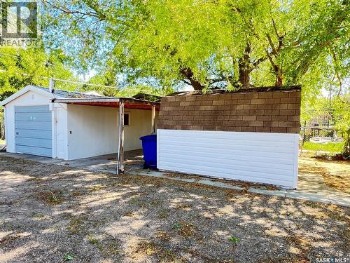 312 Cypress Street, Maple Creek, SK - Outdoor