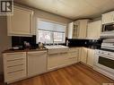 312 Cypress Street, Maple Creek, SK  - Indoor Photo Showing Kitchen With Double Sink 