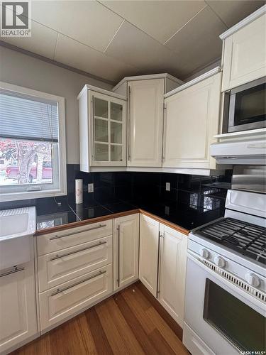 312 Cypress Street, Maple Creek, SK - Indoor Photo Showing Kitchen