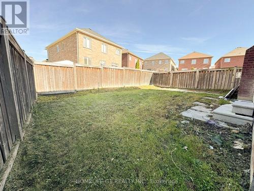 7 Bryony Road, Brampton, ON - Outdoor