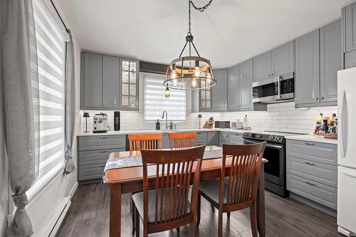 Kitchen - 115  - 115A Rue Mclaren, Salaberry-De-Valleyfield, QC - Indoor