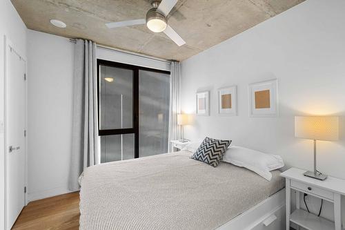 Chambre à coucher principale - 1102-1265 Rue Lambert-Closse, Montréal (Ville-Marie), QC - Indoor Photo Showing Bedroom