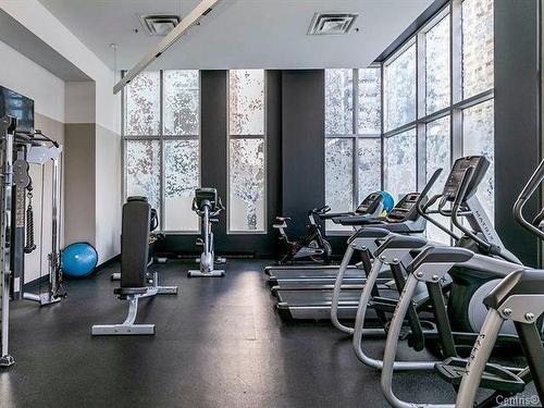 Exercise room - 1102-1265 Rue Lambert-Closse, Montréal (Ville-Marie), QC - Indoor Photo Showing Gym Room