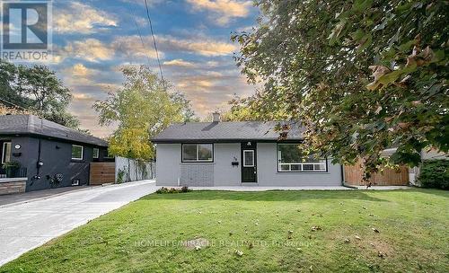 76 RAYLAWN CRESCENT  Halton Hills, ON L7G 4N1