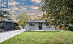 76 RAYLAWN CRESCENT  Halton Hills, ON L7G 4N1