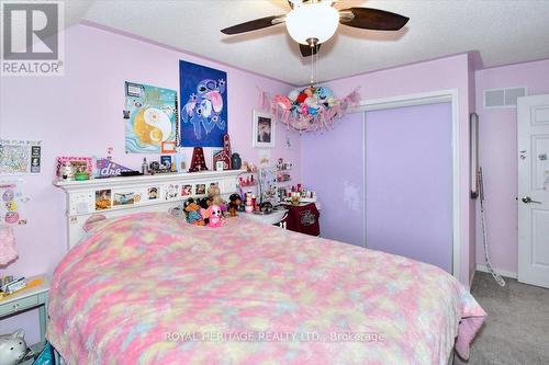 542 Garbutt Terrace, Peterborough (Northcrest Ward 5), ON - Indoor Photo Showing Bedroom