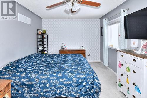 542 Garbutt Terrace, Peterborough (Northcrest Ward 5), ON - Indoor Photo Showing Bedroom