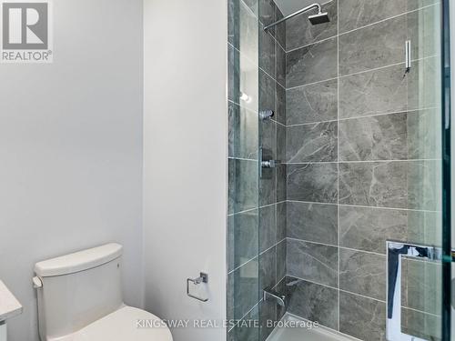 2105 - 30 Elm Drive, Mississauga, ON - Indoor Photo Showing Bathroom