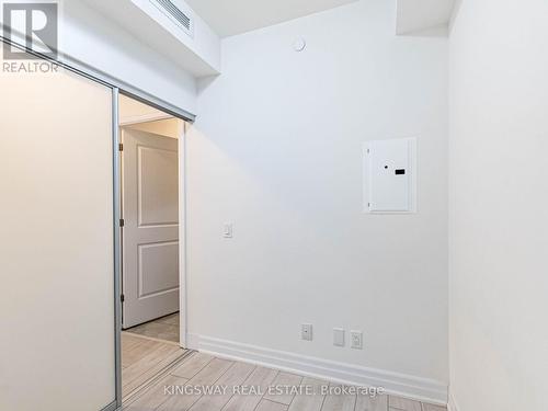 2105 - 30 Elm Drive, Mississauga, ON - Indoor Photo Showing Other Room