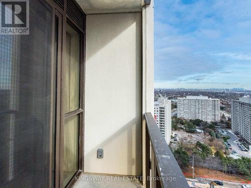 2105 - 30 Elm Drive, Mississauga, ON - Outdoor