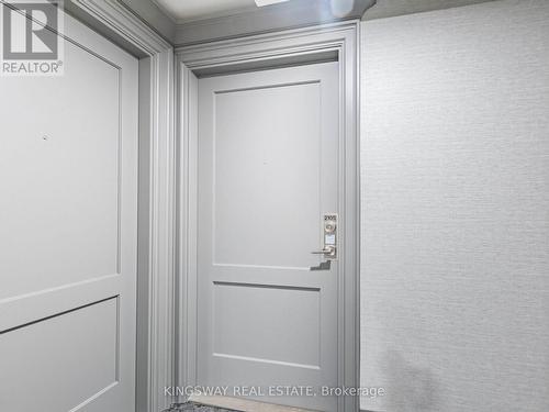 2105 - 30 Elm Drive, Mississauga, ON - Indoor Photo Showing Other Room