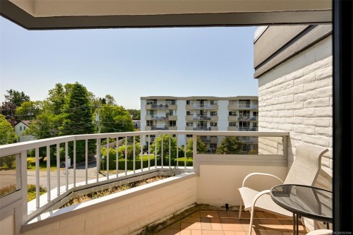 409-1370 Beach Dr, Oak Bay, BC - Outdoor With Exterior