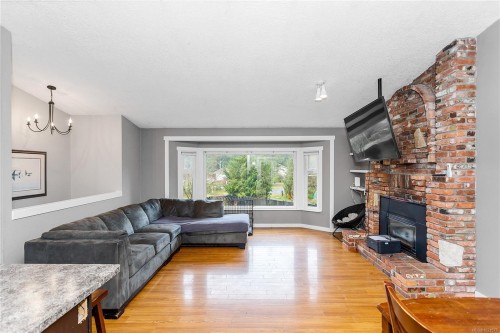 2209 Morland Rd, Nanaimo, BC 